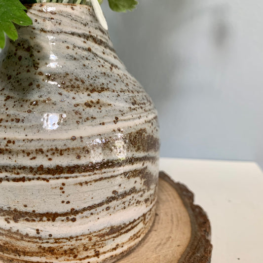 swirly bud vase